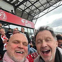 giftiger als die giftigste Schlange. Mit dem damaligen deutschen Meister (FC Bayern) Jürgen "Cobra" Wegmann Jürgen "Cobra" Wegmann