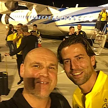 Nach der Landung mit BVB Keeper Roman Weidenfeller Roman Weidenfeller