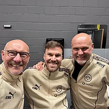 Mannschaftsarzt Max und Kevin Großkreutz Mannschaftsarzt Max und Kevin
